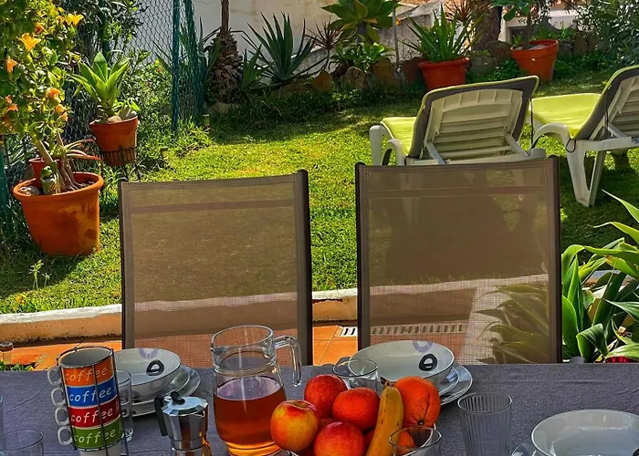 Casa Jardin Del Mar エステポナ